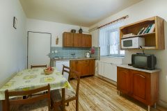 Kuchyňský kout a jídelna - Apartmán U Fialky